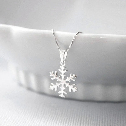 Winter Necklace, Snowflake Necklace, Bridesmaid Necklace, Gift for Her
