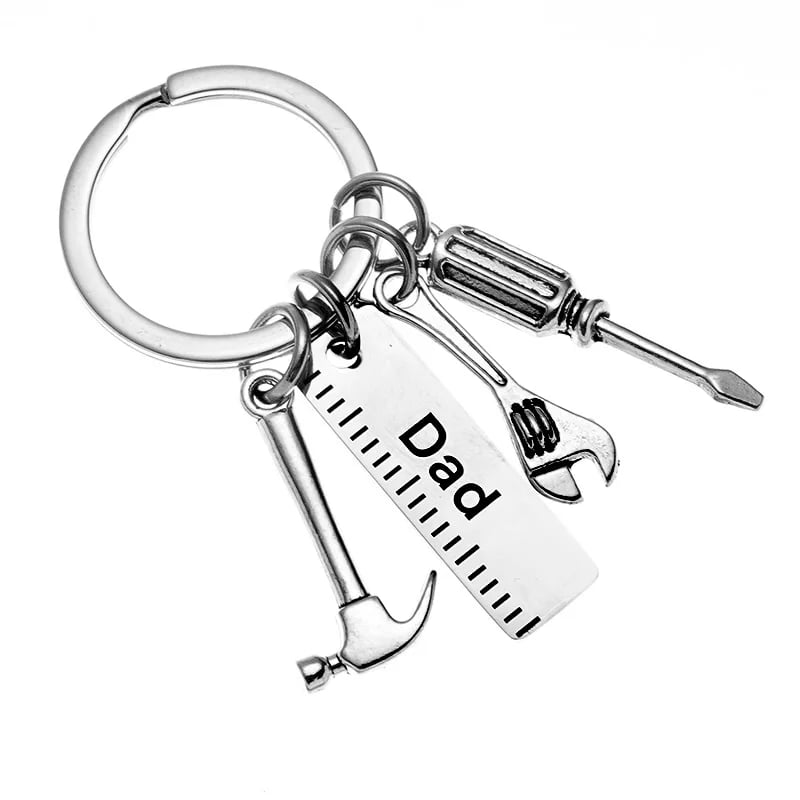 🎁Father's Day Gift: Car Enthusiast Tool Keychain for Dad